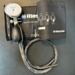 فشارسنج عقربه‌ای ۲ شلنگ ریشتر (Reister) مدل precisa N 1363